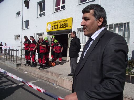 İSTANBUL ; Bağcılar Gazi Lisesi Fizik Öğretmeni Nafi ÇAĞLAR / 6 Mart 2013 Çarş. 11:00 