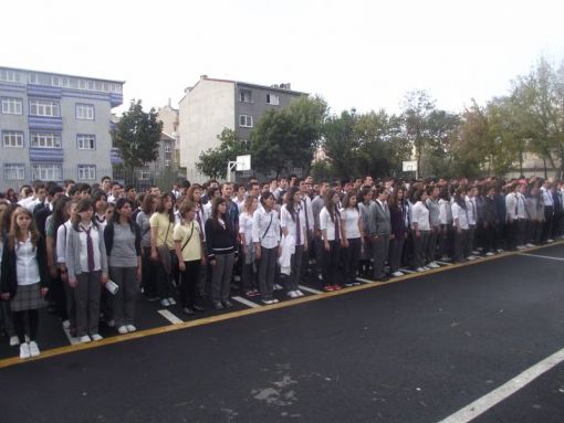  İSTANBUL ; Bağcılar Gazi Lisesi 